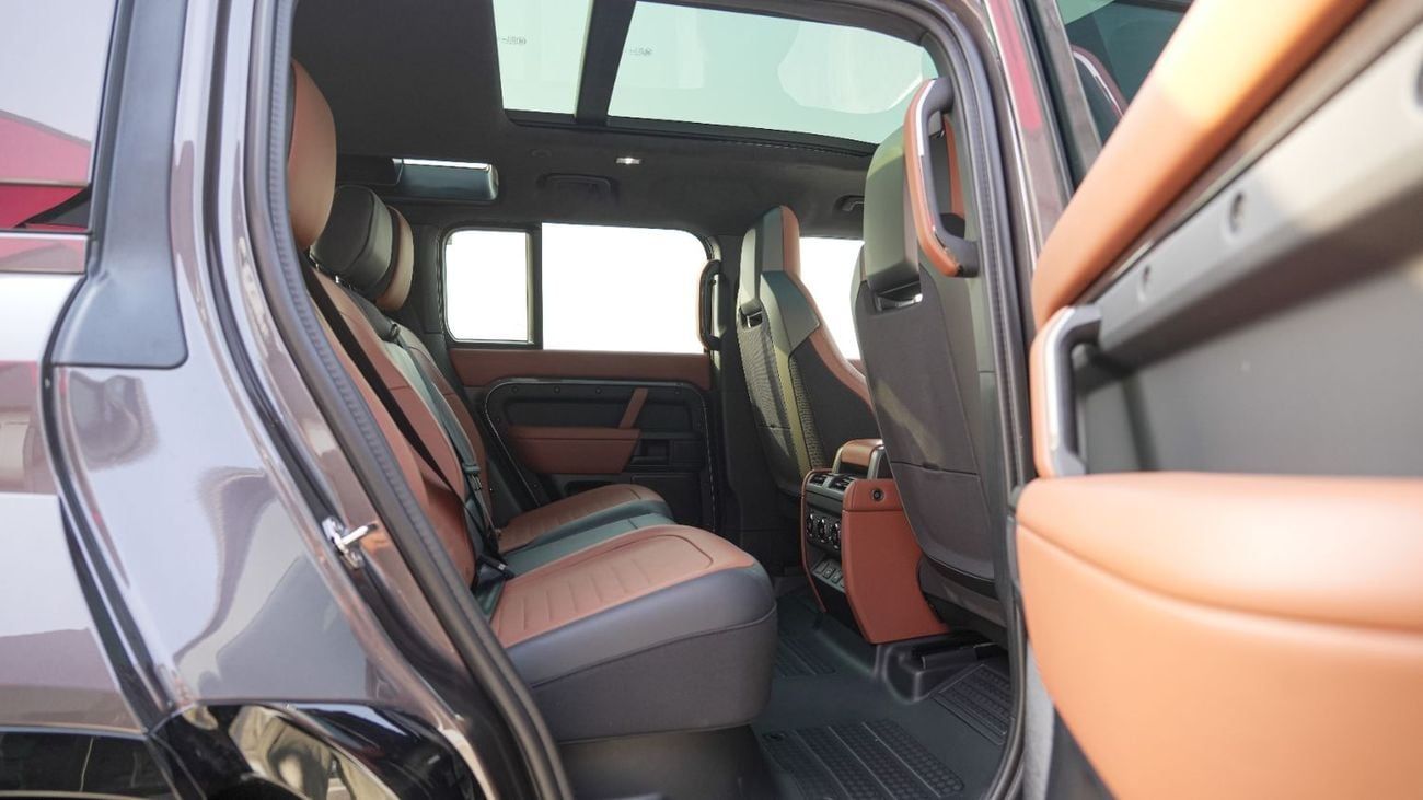 Land Rover Defender 110 P635 OCTA V8 2025 MY EXPORT PRICE