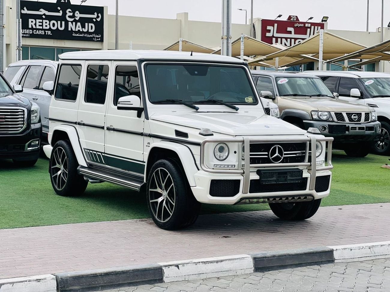 Mercedes Benz G63 AMG MERCEDES-BENZ G 63 AMG 2016 Std 5.5L/V8