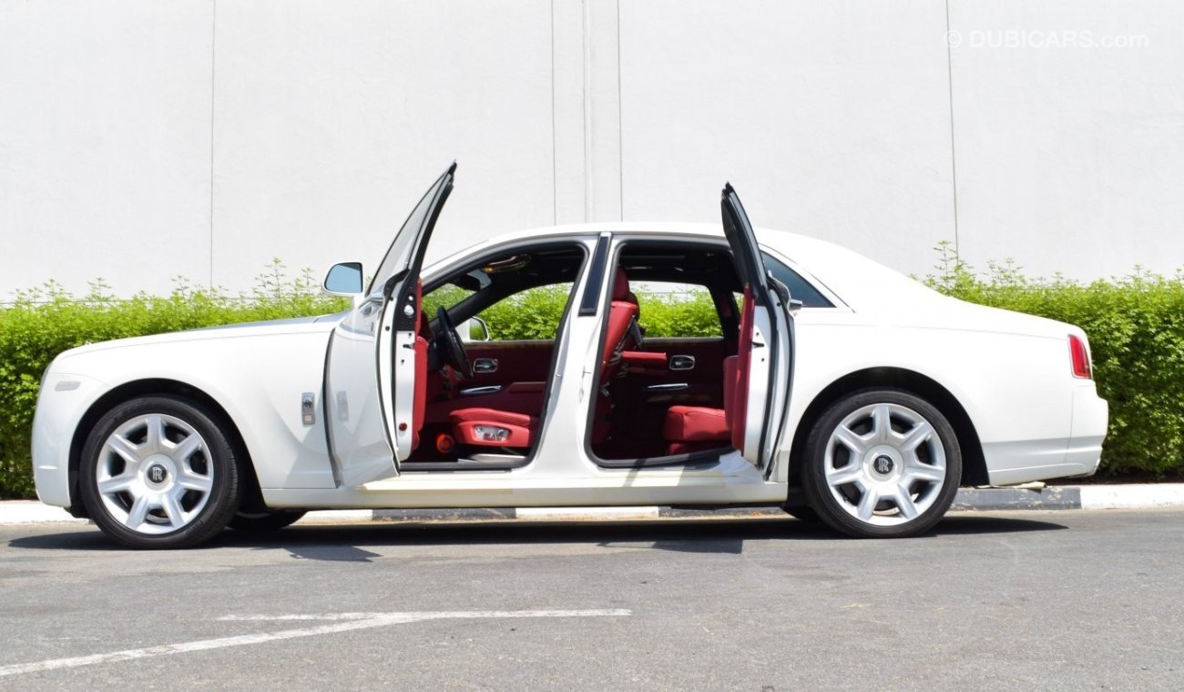 Rolls-Royce Ghost / GCC Specifications