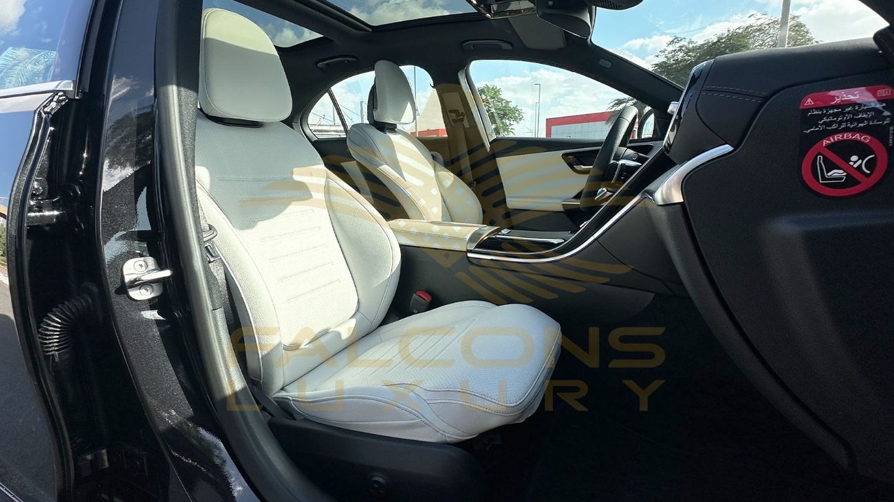 Mercedes-Benz C 200 Mercedes-Benz C200 AMG Premium GCC EQ Boost RWD 0 Km DEALER WARRANTY 5 YEARS