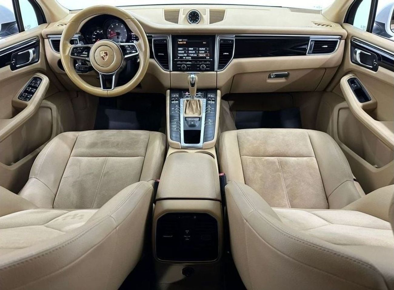 Porsche Macan 2015 Porsche Macan S, Service History, Excellent Condition, GCC