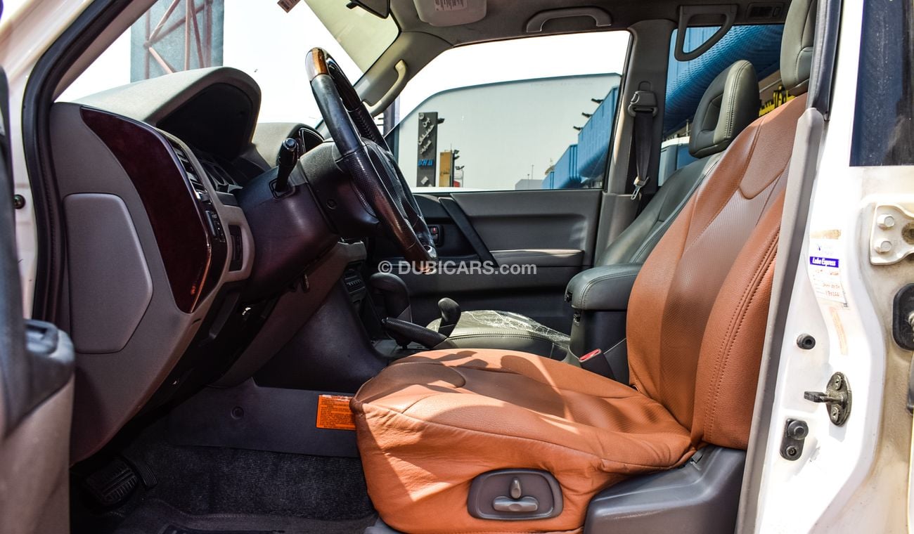 Mitsubishi Pajero GLS V6