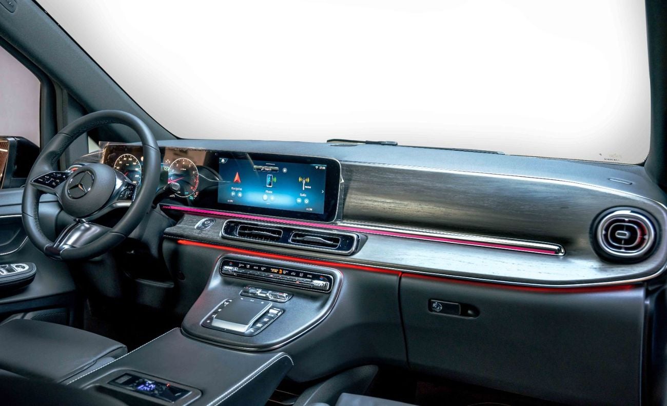 Mercedes Benz V300 AVANTGARDE 2025 Mercedes-Benz V-Class V 300 GCC Specs