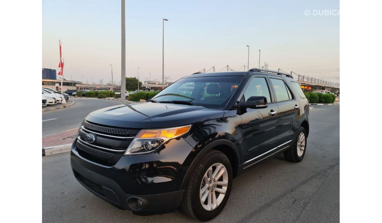 Ford Explorer GCC SPECS - XLT - 4WD - 2015 - WARRANTY -