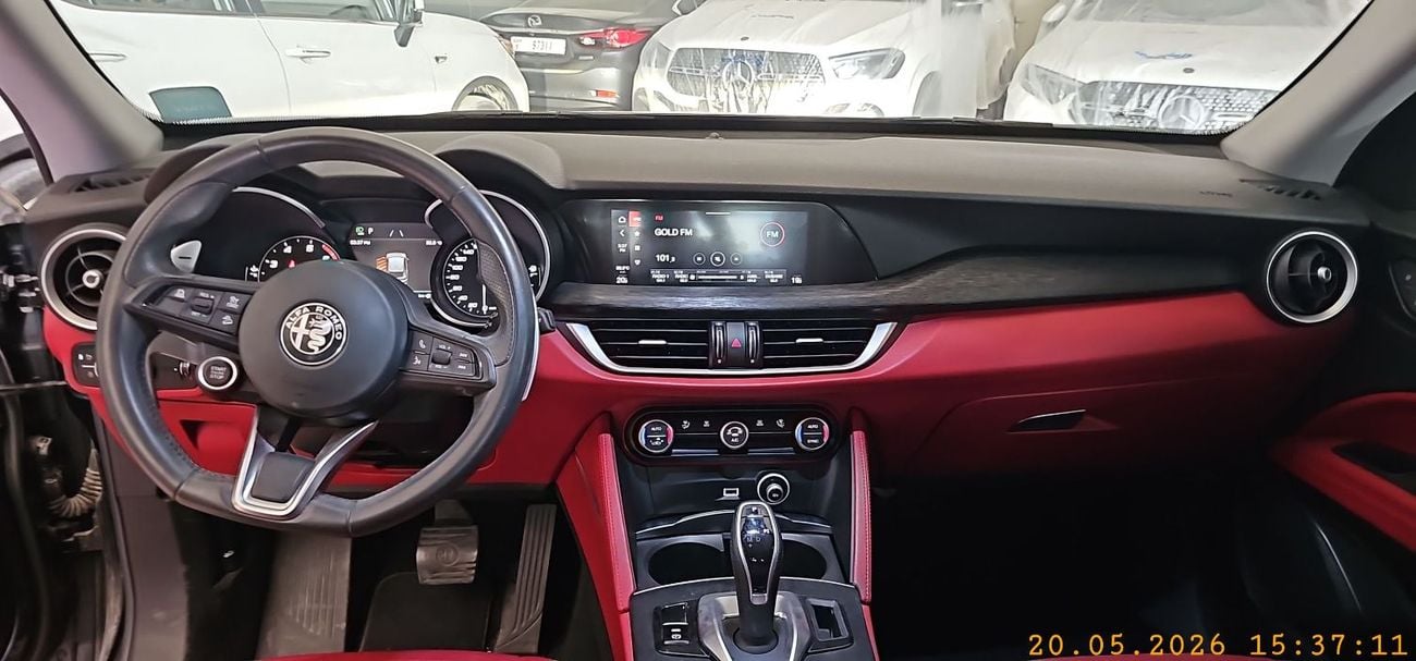 Alfa Romeo Stelvio SUPER 2.0
