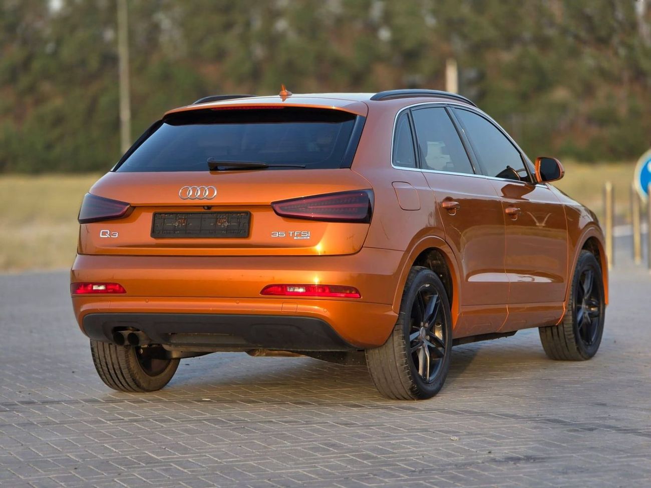 Audi Q3 35 TFSI S-Line 2.0L (180 HP)