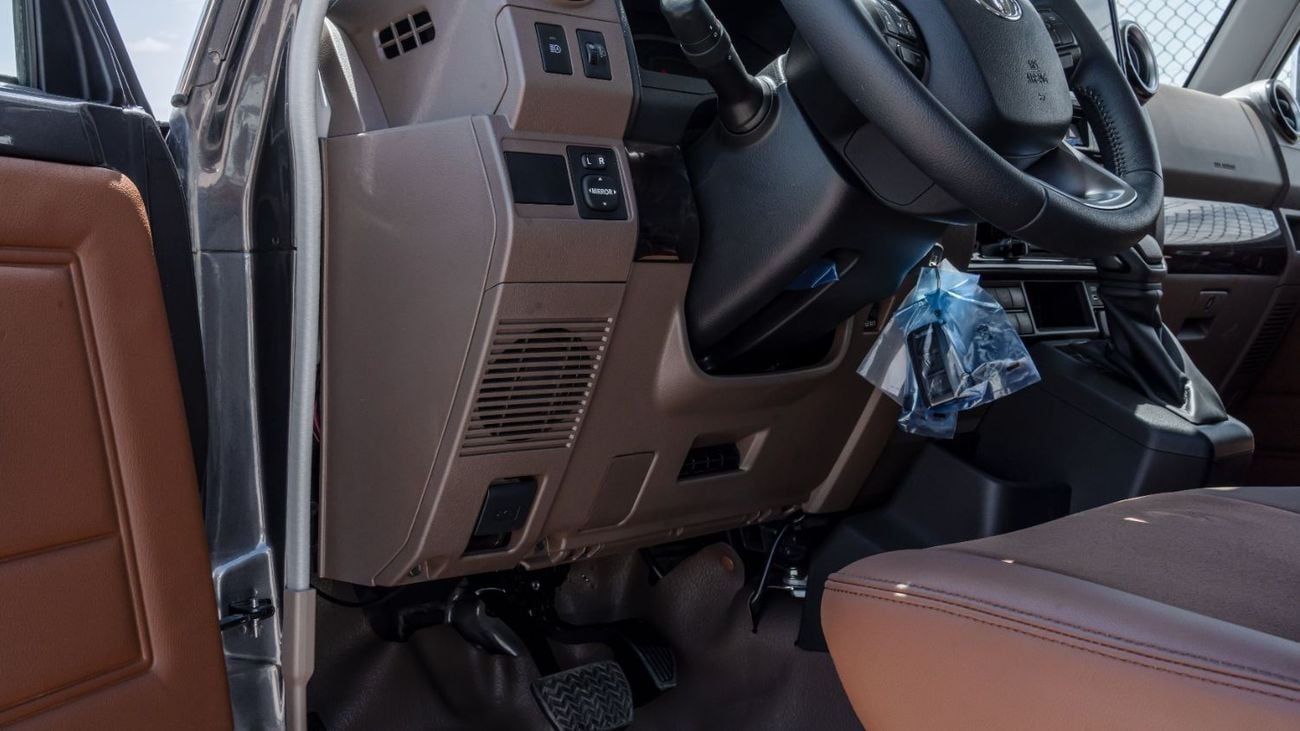 تويوتا لاند كروزر بيك آب 2026 Toyota Land Cruiser LC79 DC 4.0L AT Petrol (Full Option)