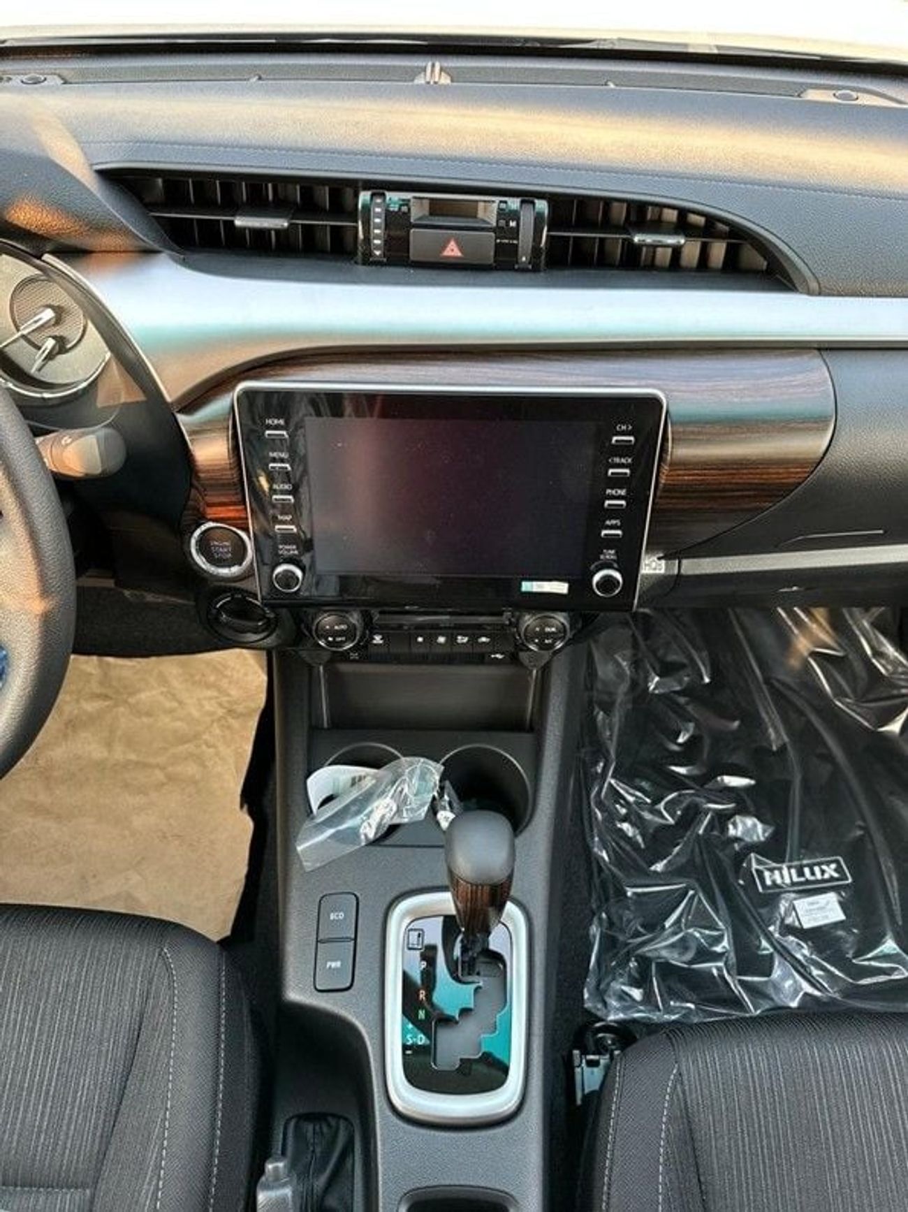 Toyota Hilux 2026 Toyota Hilux SR5 Double Cab Pickup 4.0L V6 Petrol A/T 4x4 Export Only