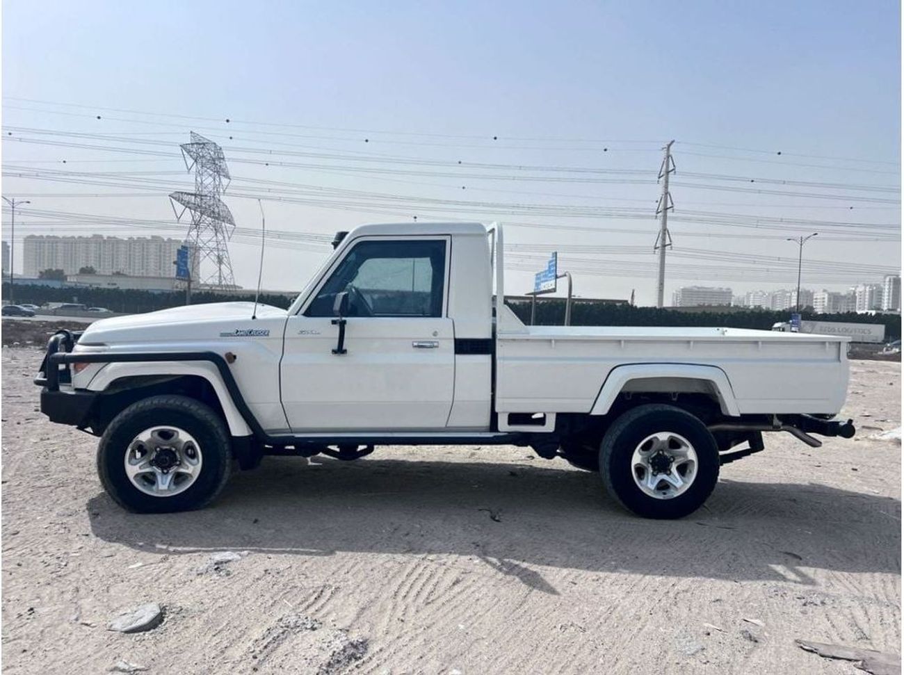 تويوتا لاند كروزر بيك آب Diesel 4.5 Liter Right Hand Drive Single Cab Manual Gear