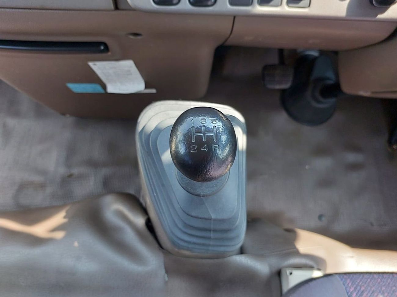 نيسان سيفيليان NISSAN CIVILIAN BUS RHD 1996 MODEL 4.1 L DIESEL MANUAL(PM00562)