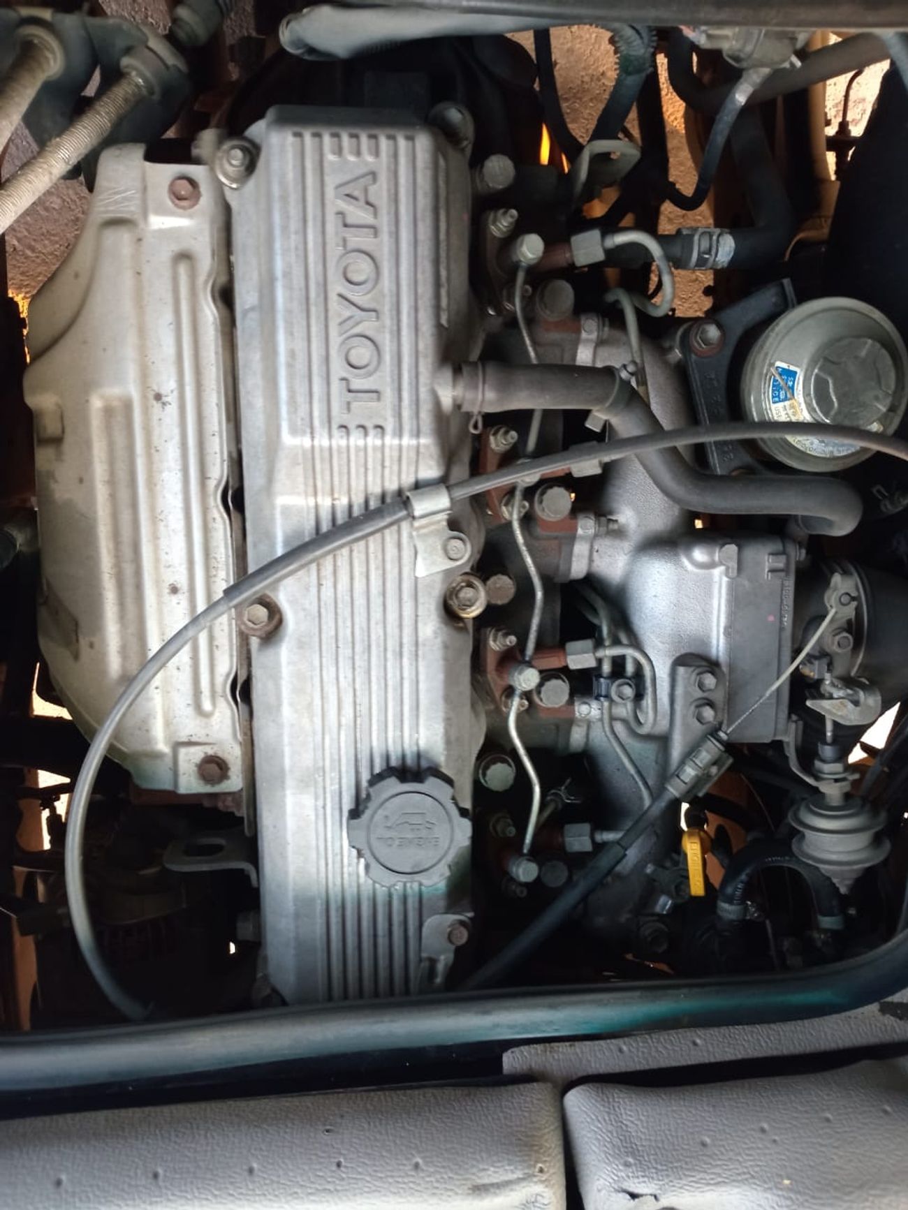 تويوتا كوستر 3.7L DIESEL 26 SEATER MANUAL TRANSMISSION