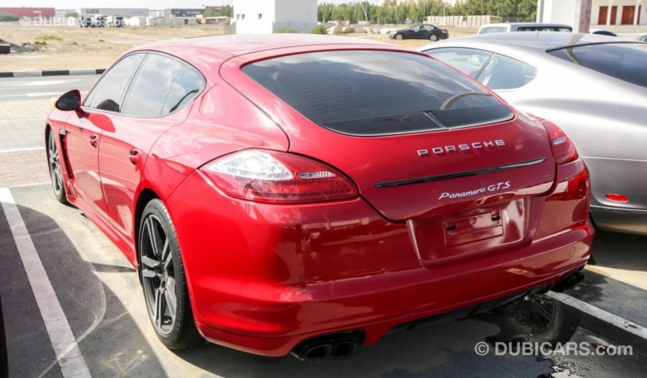 Porsche Panamera GTS