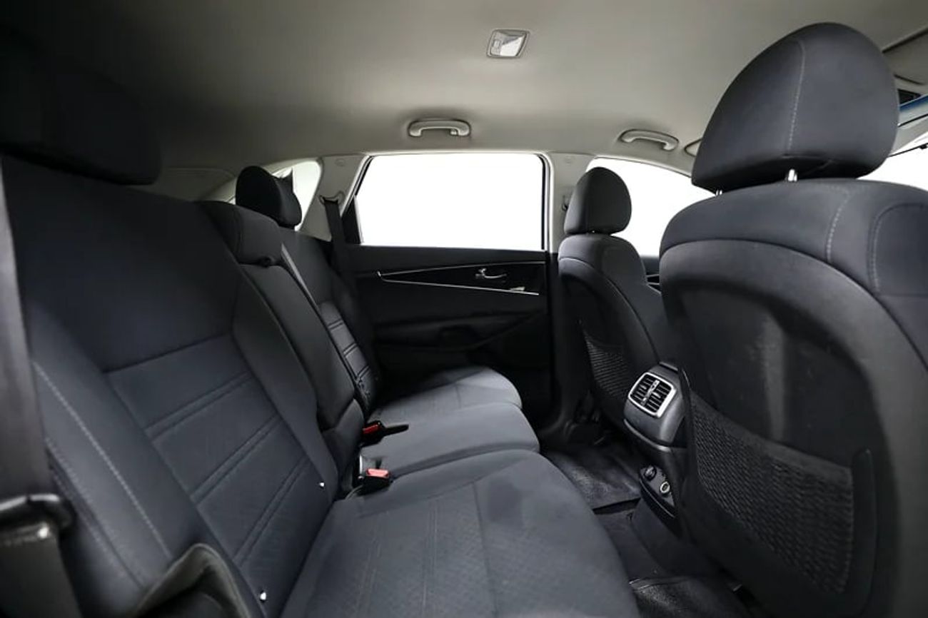 كيا سورينتو | 7 Seater | 675 Montly | Free Insurance + Registration Ref#G622637