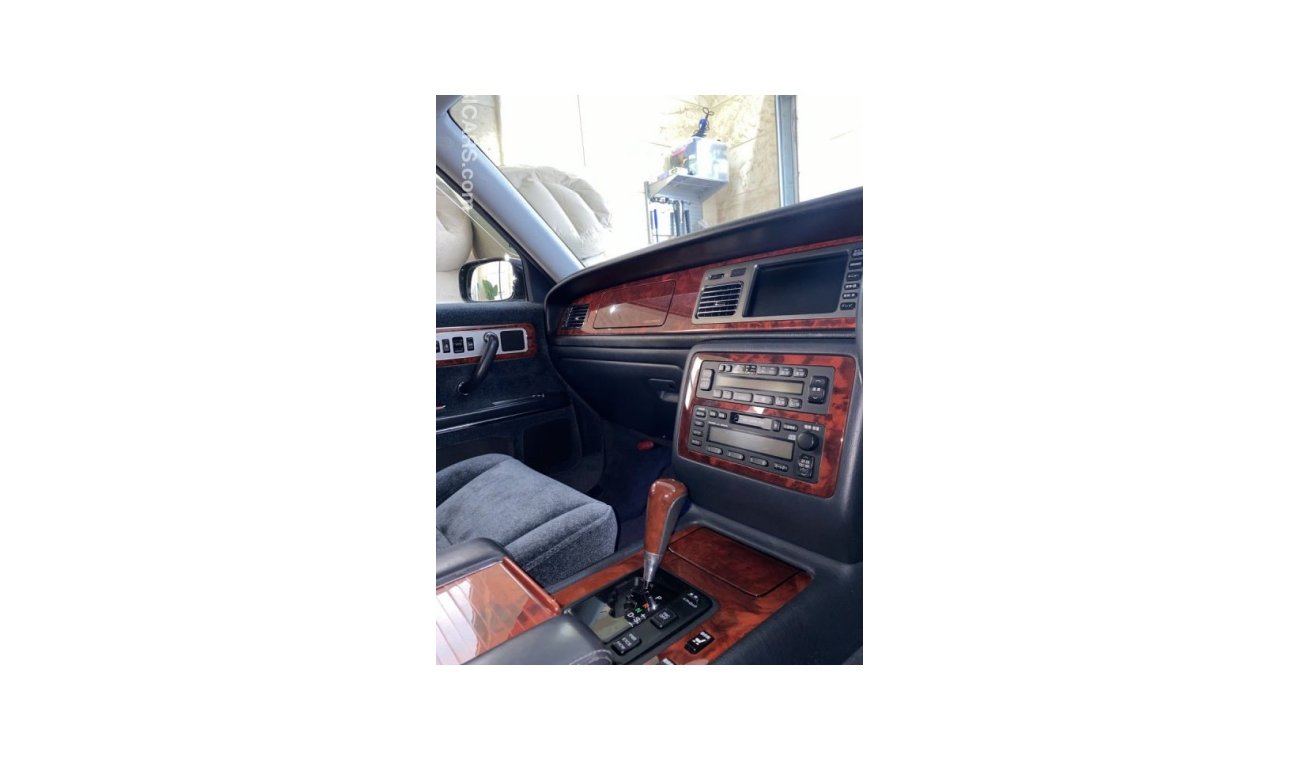 Toyota Century Toyota century - تويوتا سنشري