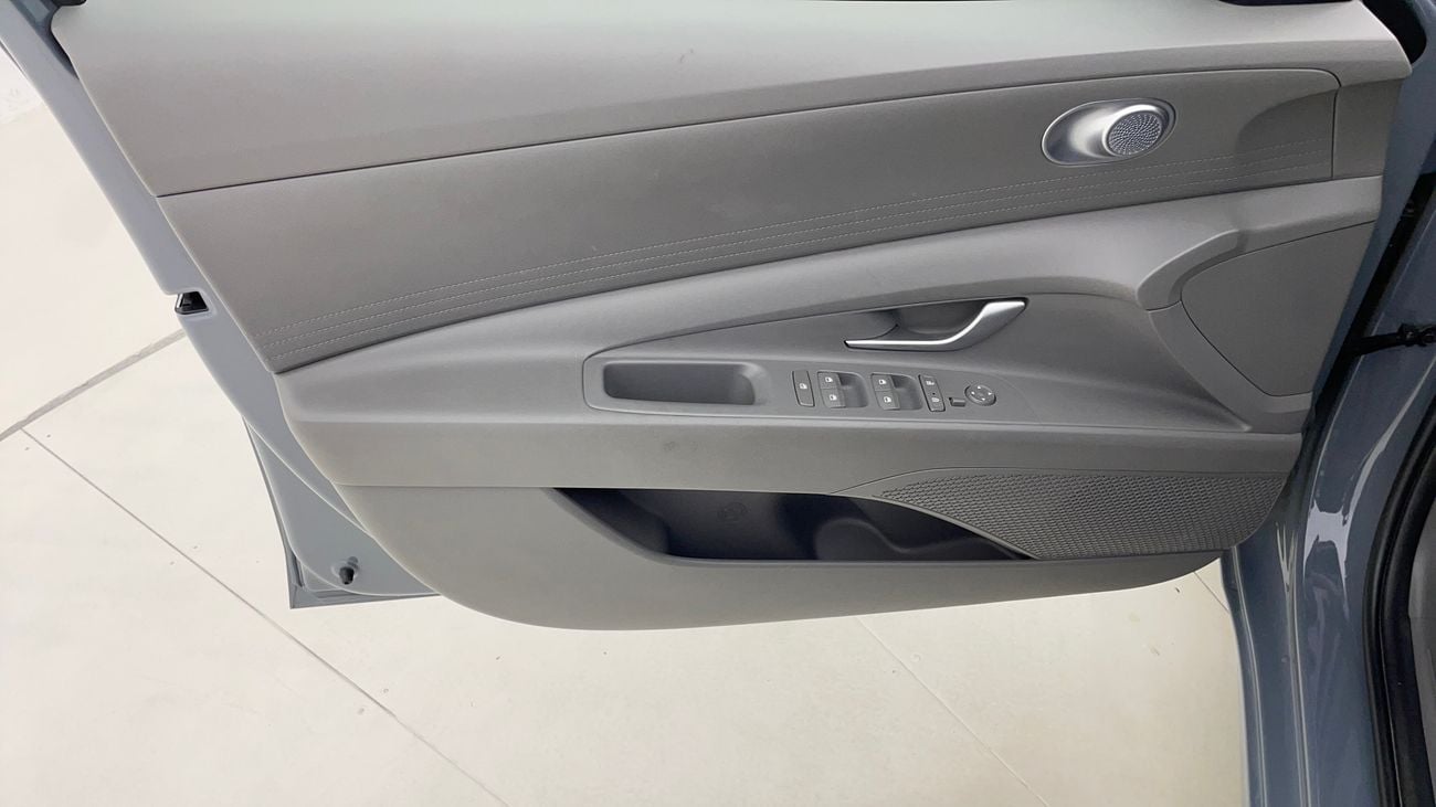 Hyundai Elantra SMART 1.6 | Zero Down Payment | Free Home Test Drive