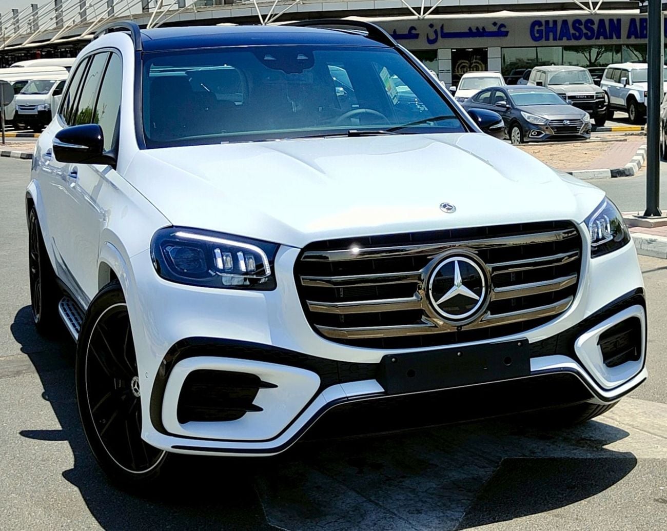 Mercedes Benz GLS450 4MATIC DARK SERIES AMG Dark Series Full Option Under Warranty 2026 GCC