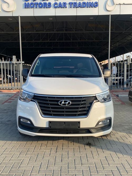 Hyundai H1 Starex HYUNDAI H1 STAREX DIESELM KOREA SPECS LOW MIELAGE 3 SEATS 4 CYLD ACCIDENT FREE