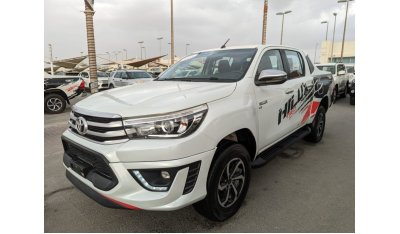 تويوتا هيلوكس TOYOTA HILUX TRD V6 engine 4.0 4x4 petrol perfect inside and outside no accident clean title availab