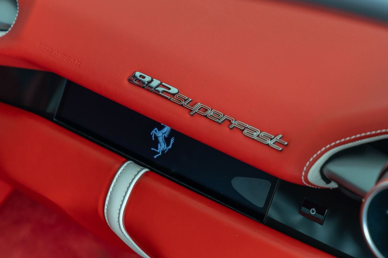 فيراري 812  سوبرفاست Ferrari 812 Superfast |  GCC Specs | Fully Carbon Fiber | Ceramic Brakes | Low Mileage | 2018