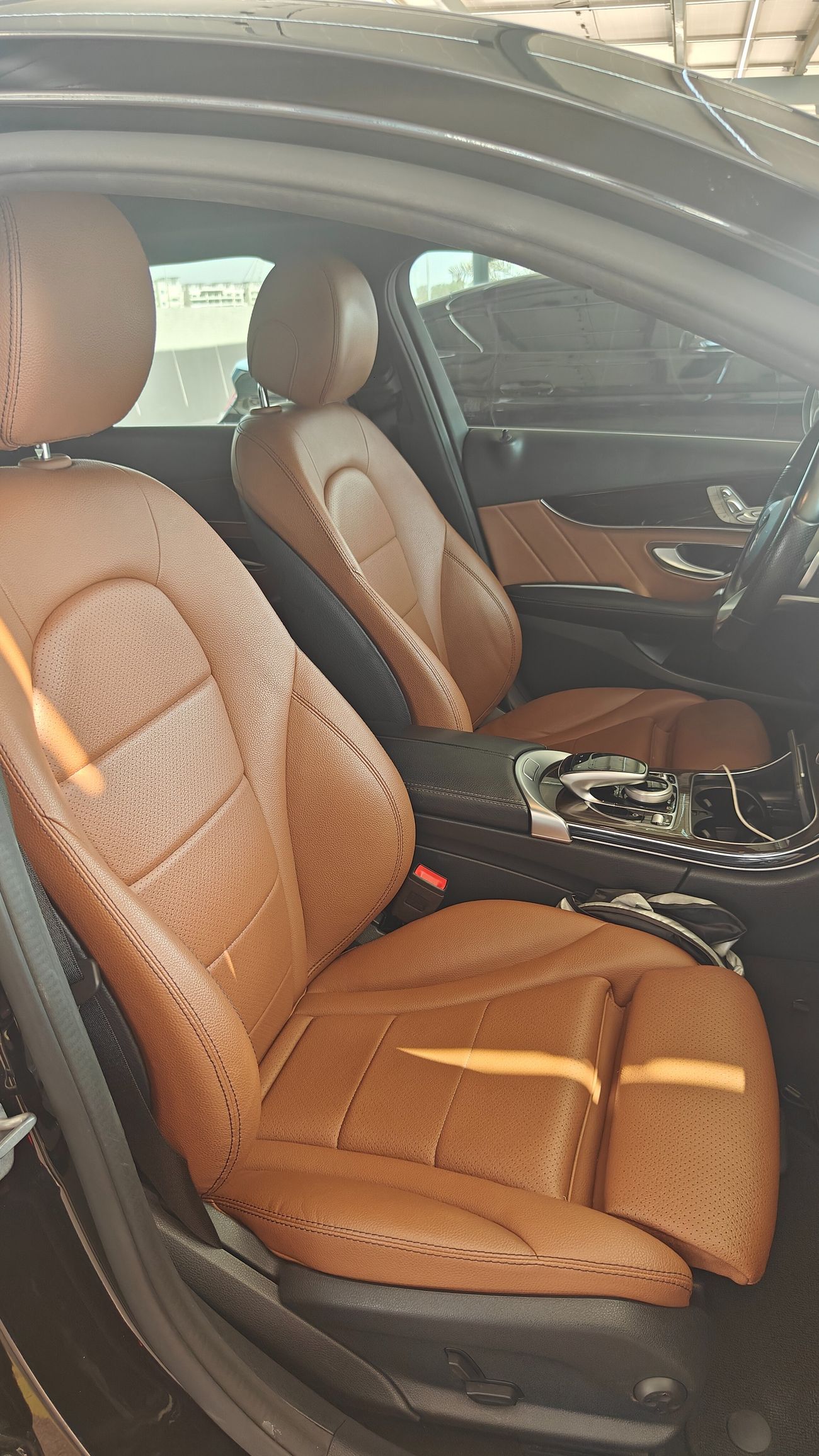 مرسيدس بنز C 200 AMG