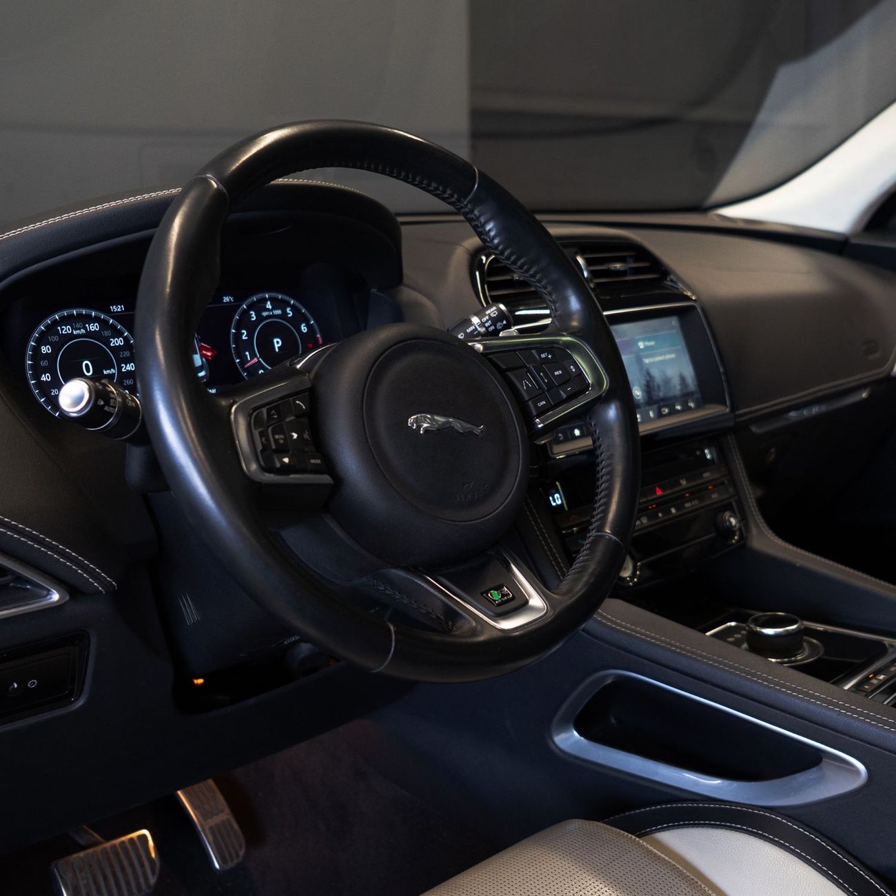 Jaguar F Pace R-Sport 2.0L AED 1,628  pm  • 0% Downpayment • Jaguar F-Pace R-Sport • 1 Year Warranty