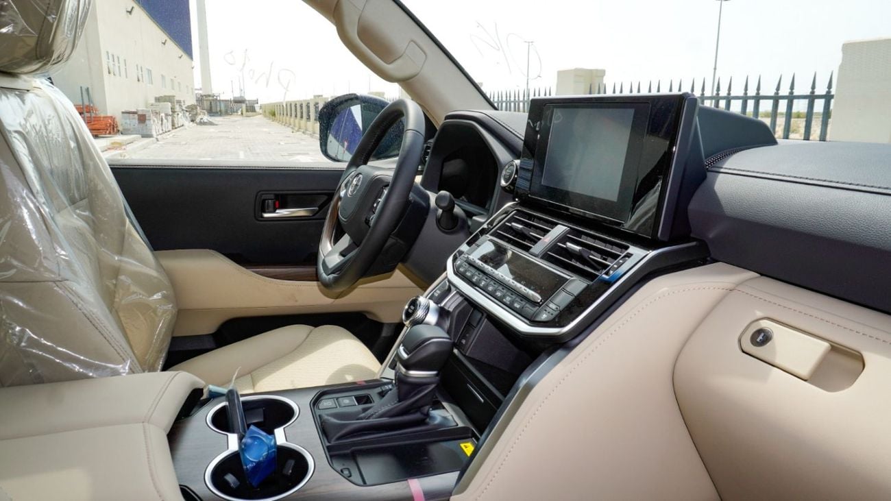 Toyota Land Cruiser GXR V6 3.5L PETROL TWIN TURBO 2025YM