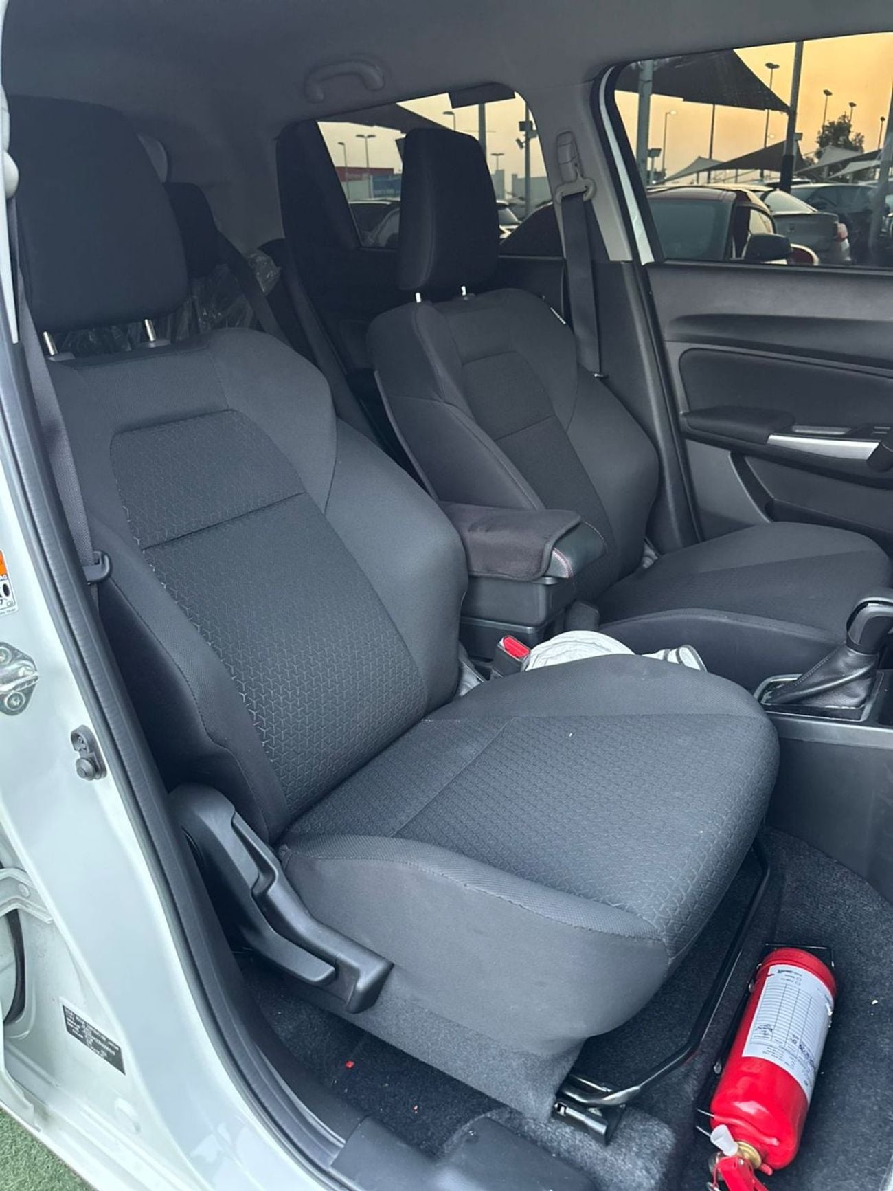 Suzuki Swift SUZUKI SWIFT 2024 GCC FULL OPTION ORIGINAL PAINT PERFECT CONDITION FULL SERVICE HISTORY