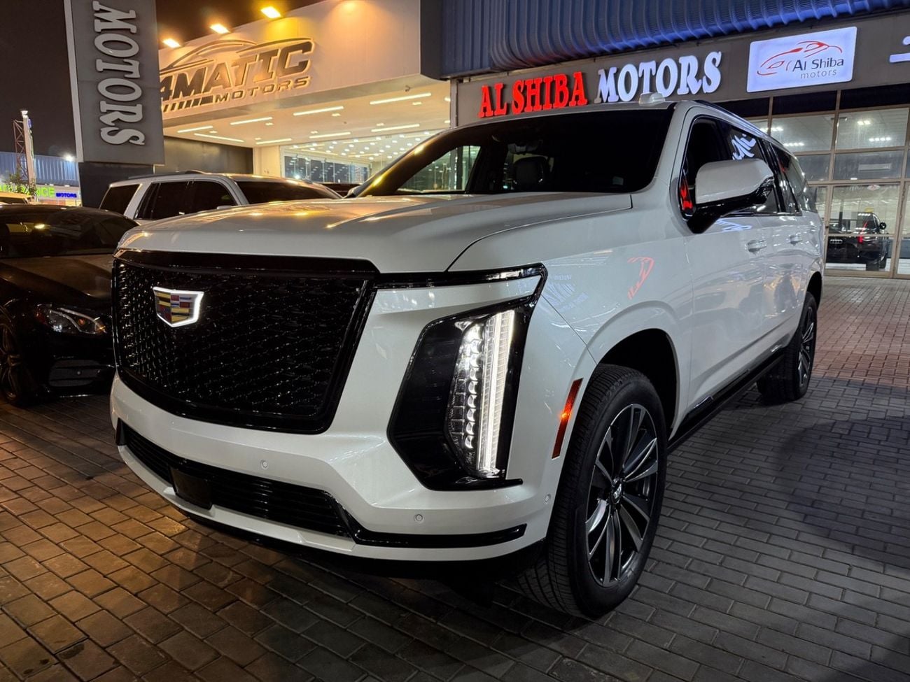 Cadillac Escalade LUXURY