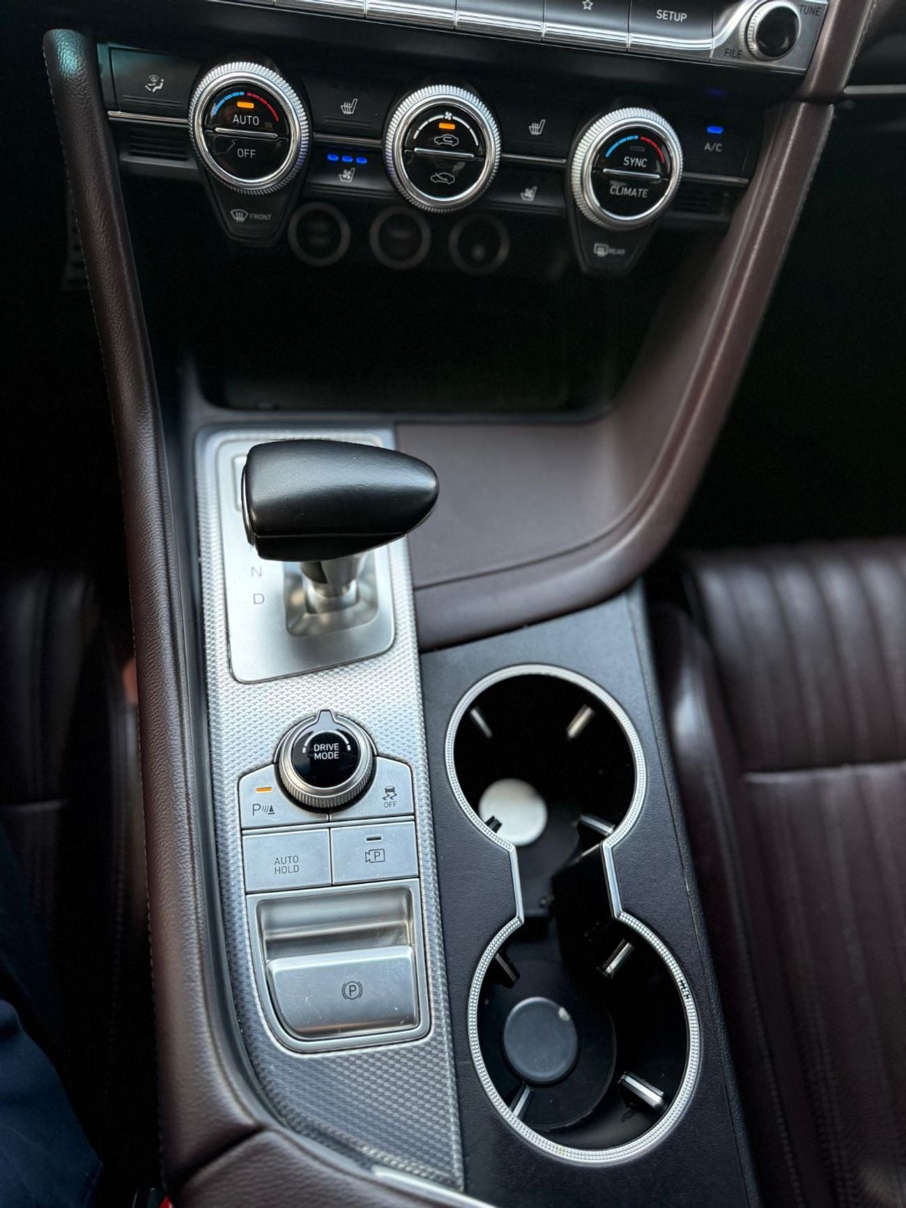 Genesis G70 Prestige 2.0L RWD