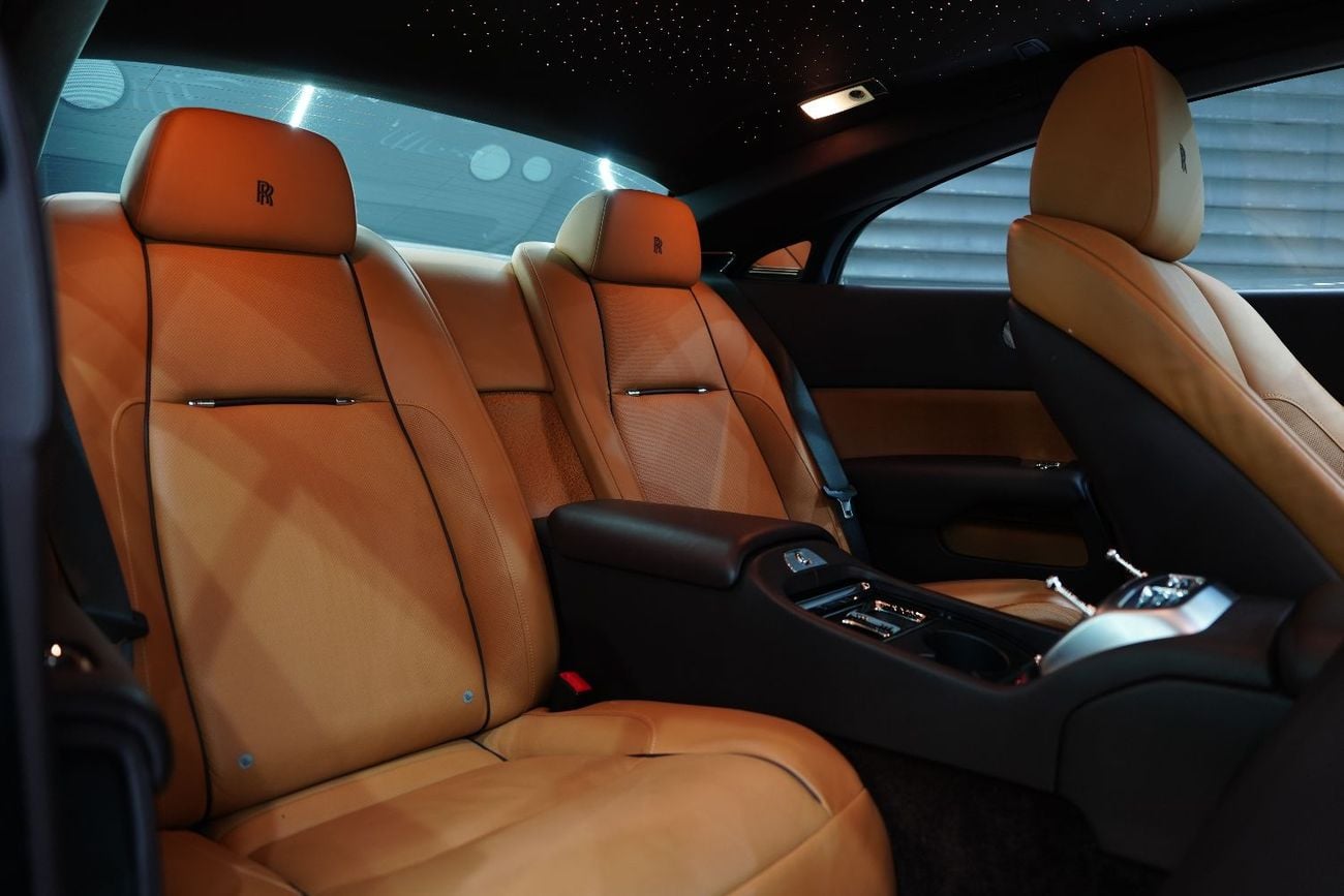 رولز رويس واريث Upper Two-Tone, Starlight Roof, GCC Spec!!