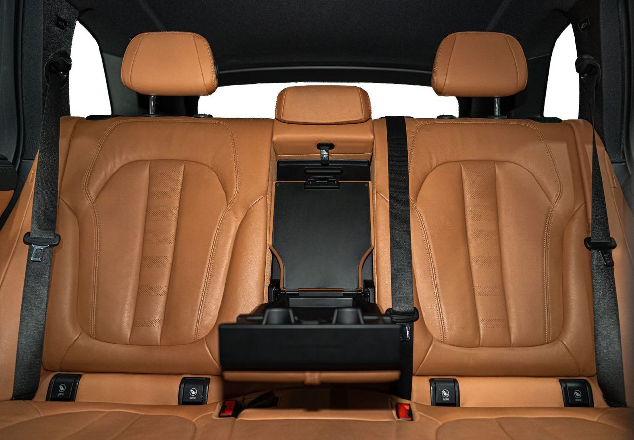 BMW X5 xDrive40i Luxury M Sport Package 3.0L 2022 BMW X5 XDRIVE40I | XDRIVE ALL-WHEEL DRIVE SYSTEM | APPLE 