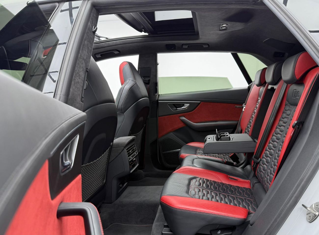 Audi RS Q8 TFSI quattro 4.0L 2022 Audi RSQ8 Quattro 50th Edition 1/50, 2026 Audi Warranty + Service Pack, Very