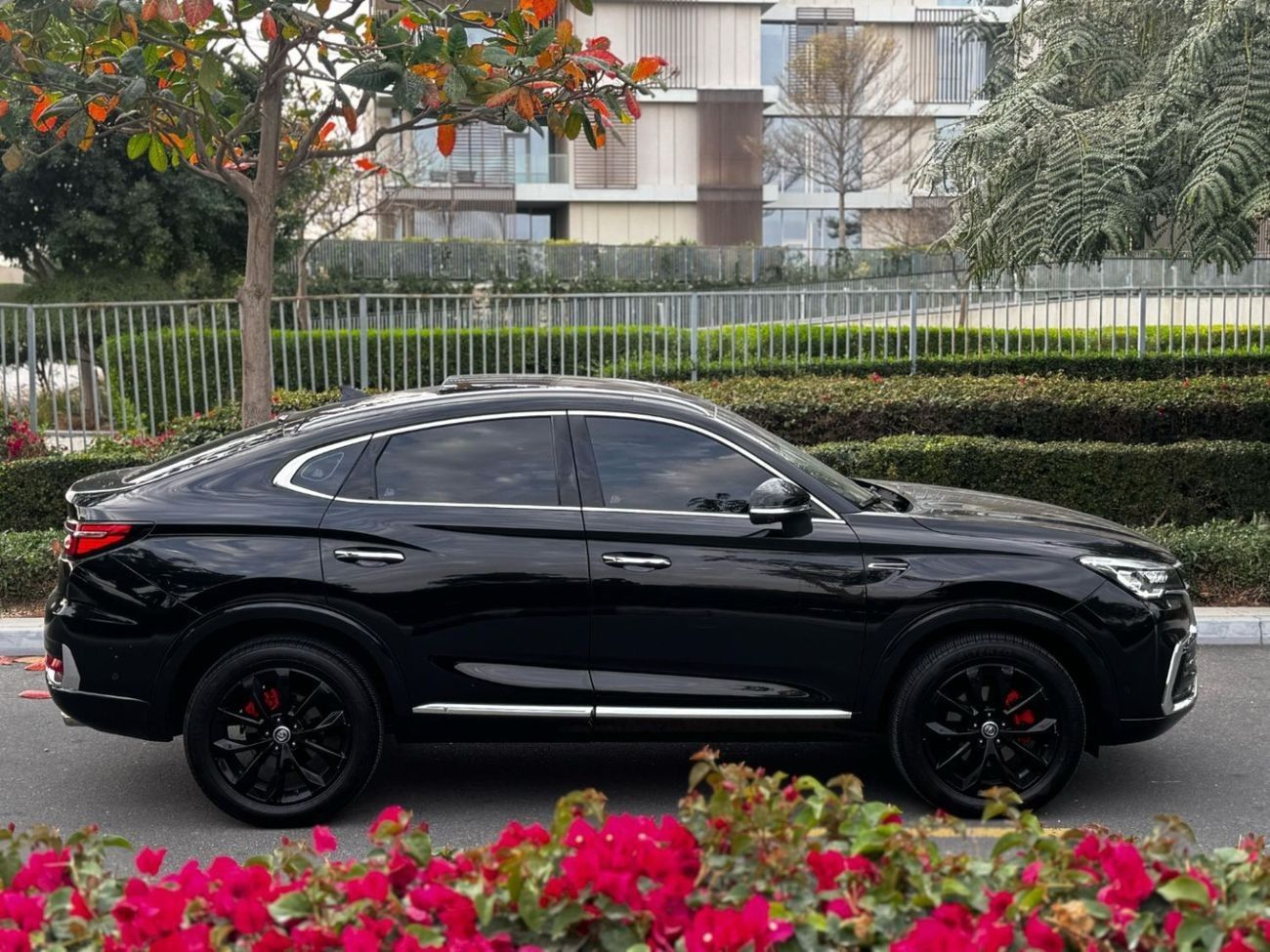 تشنجان CS85 ‏Car type: CHANGAN CS85 ‏Year : 2021 ‏price : 62000 dirhams ‏Mileage : 79000 Km 4cylinders 2.0 TURBO