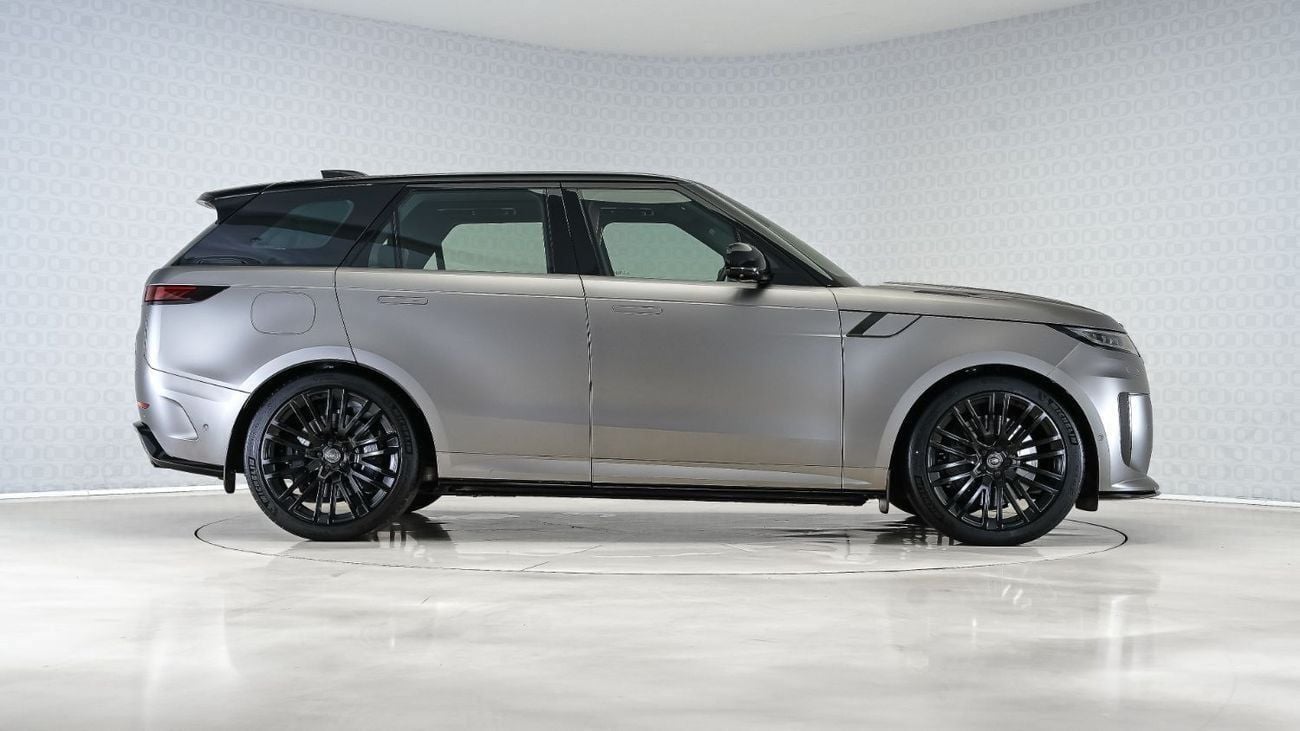 لاند روفر رينج روفر سبورت P635 SV Edition One | AED 11,068 PM | Carbon Bonnet, Special Color | Ramadan Offer