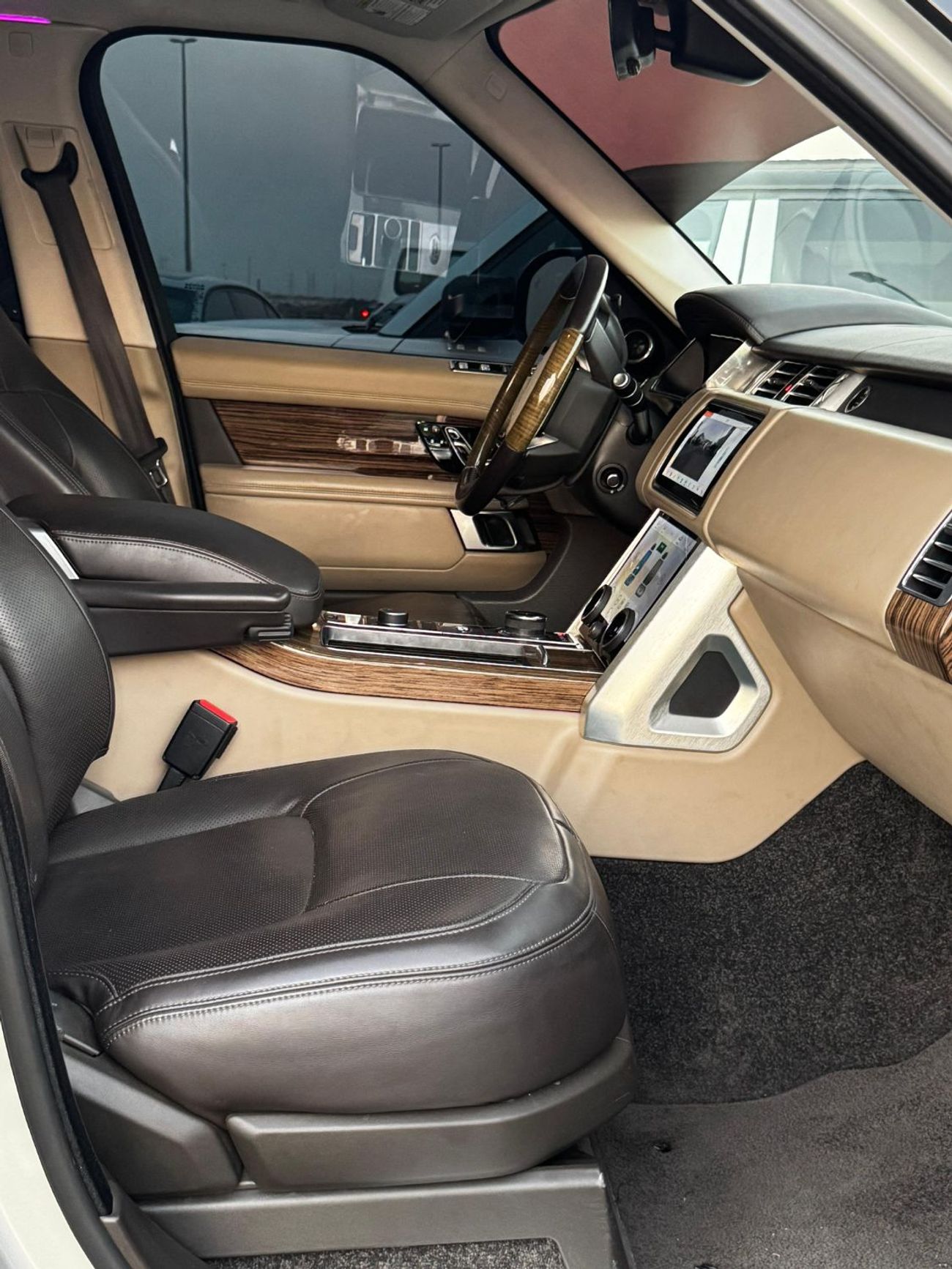 لاند روفر رينج روفر HSE 3.0L (380 HP)