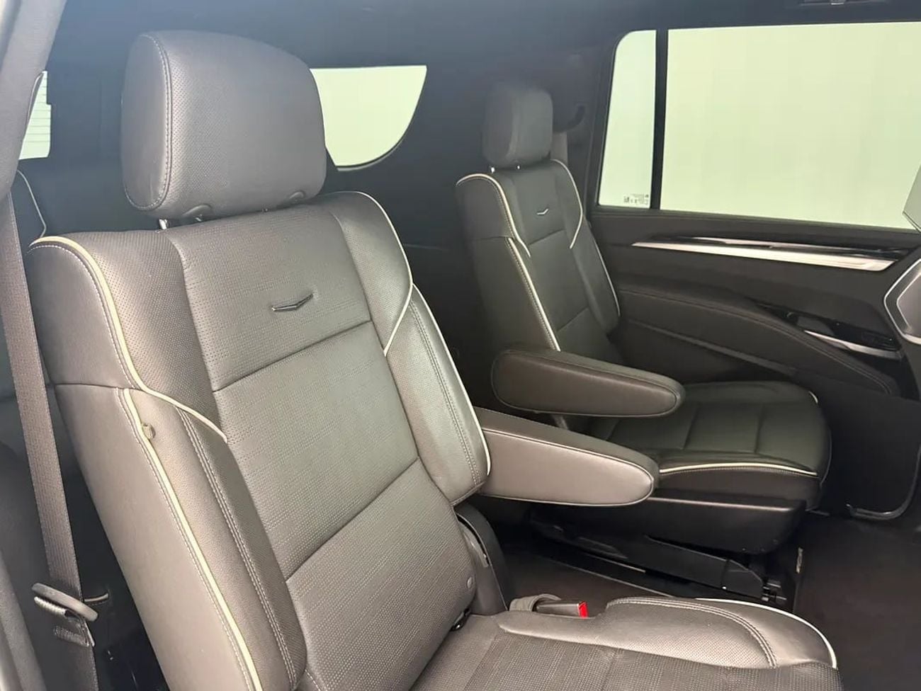 Cadillac Escalade ESV 6.2L ESV - GCC Specs - Brand New!