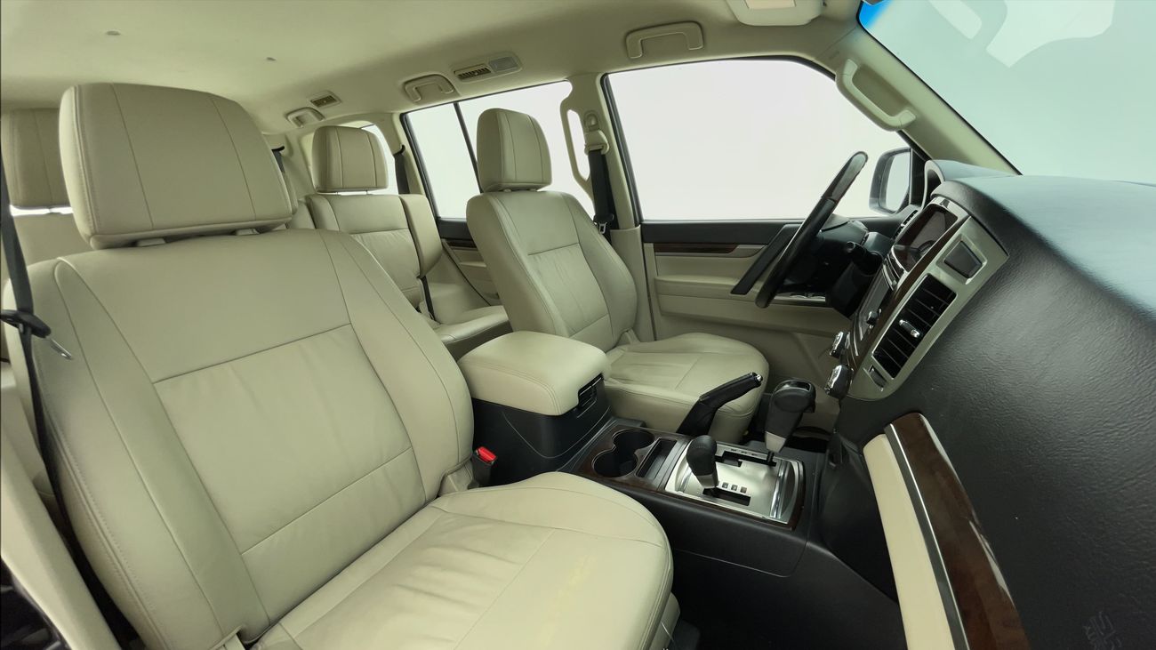 Mitsubishi Pajero GLS HIGHLINE 3.8 | Zero Down Payment | Free Home Test Drive