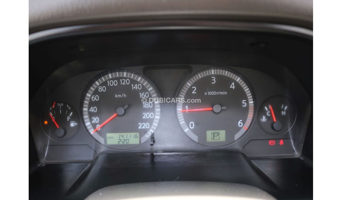 نيسان باترول بيك آب S 2016 | NISSAN PATROL PICKUP | 4X4, 4800VTC, 6CYL, SINGLE CAB |  WITH GCC SPECS AND EXCELLENT CONDI