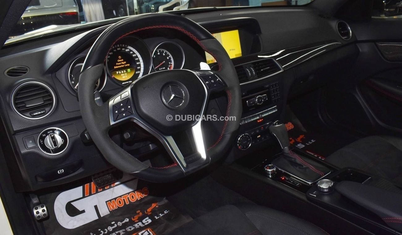 Mercedes-Benz C 63 Coupe 2013 Mercedes-Benz C63 AMG Coupe Black Series 1 OF 100
