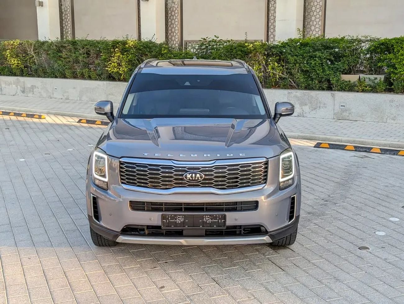 كيا تيلورايد EX FULL OPTION 3.8L V6 IN EXCELLENT CONDITION