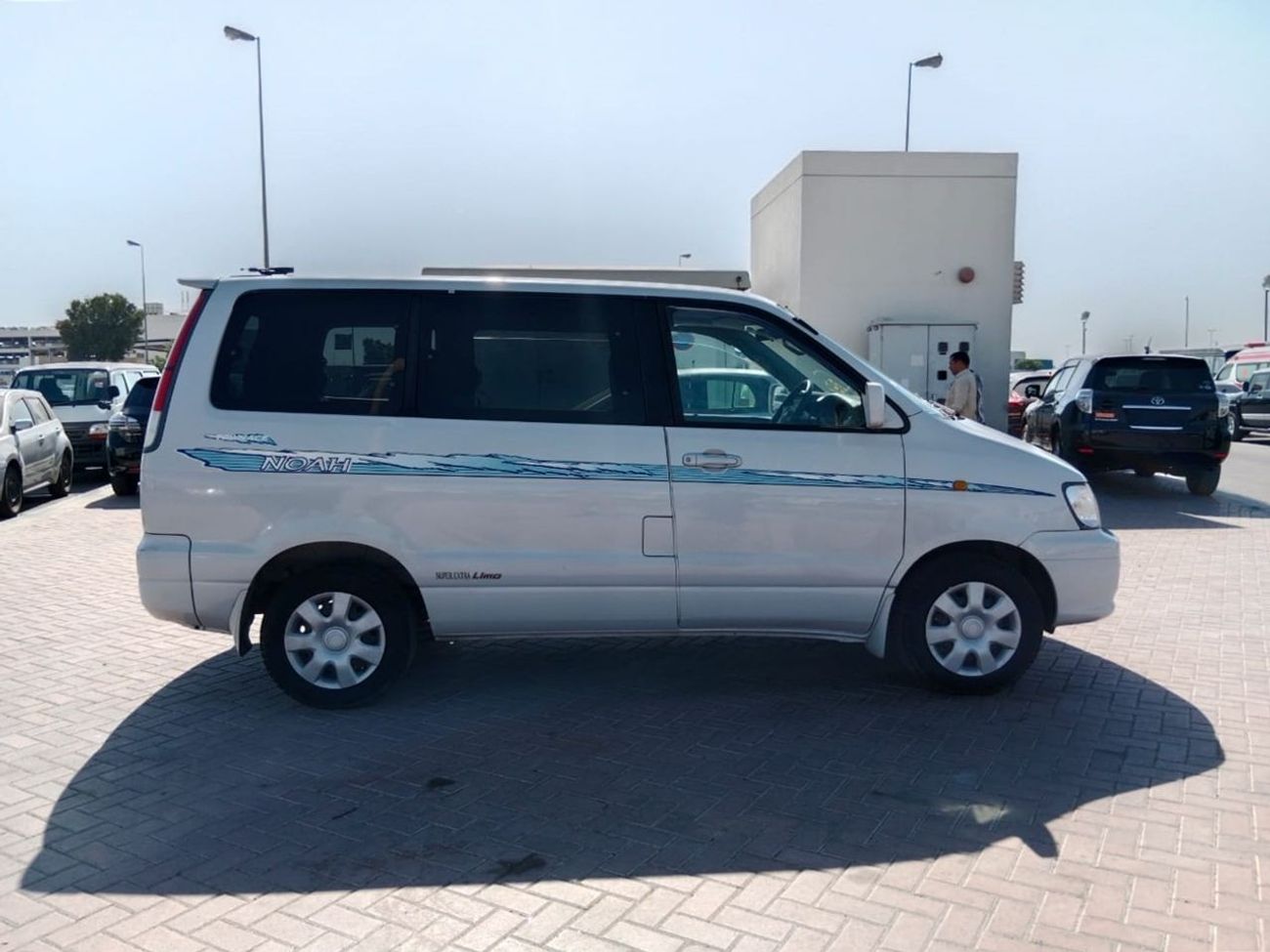 Toyota Noah TOYOTA NOAH RIGHT HAND DRIVE (PM1350)