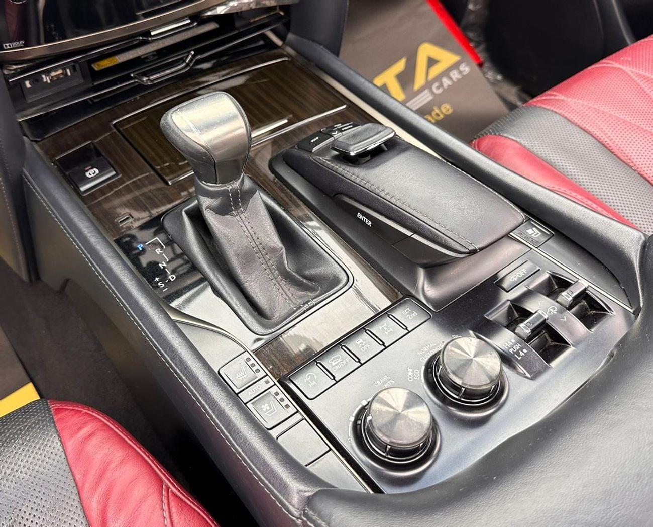 لكزس LX 570 2019 Lexus LX 570 Black Edition, 1 Year Warranty Unlimited Km, Lexus Full Service History, GCC