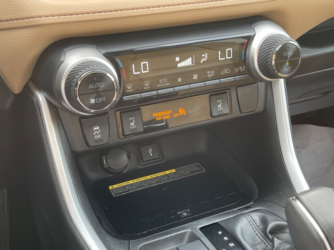 Toyota RAV4 2021 TOYOTA RAV4 XLE PREMIUM HYBRID FULL OPTIONS IMPORTED FROM USA