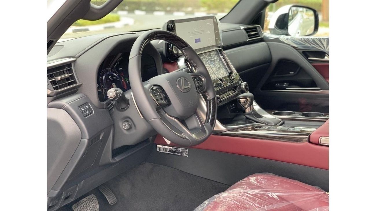 لكزس LX 600 "ASHWOOD" / GCC SPEC UNDER WARRANTY AND SERVICE