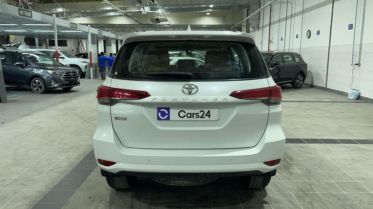 تويوتا فورتونر 2023 EXR | AED 1351/Month | 0 DP | 30 Day Return | Warranty | Service History