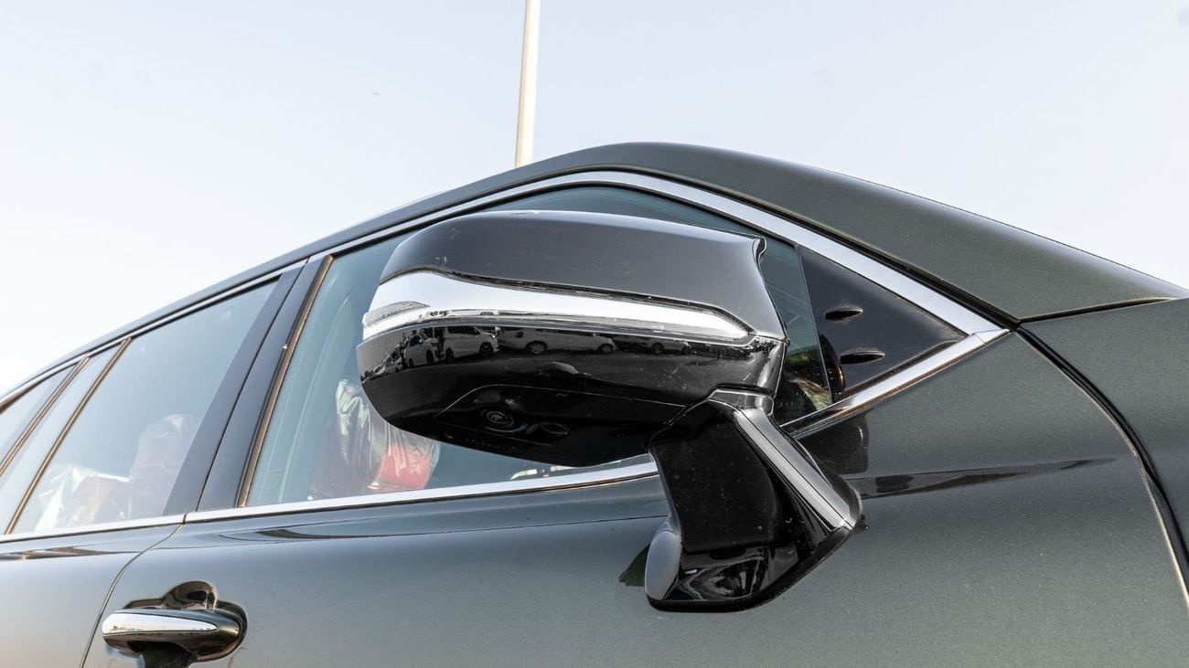 Lexus LX 600 2025 Lexus LX600 F-Sport 3.5L AT Petrol (Green-Red)