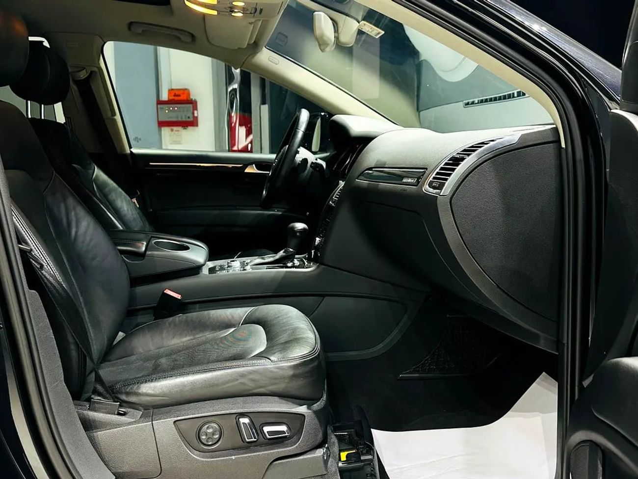 Audi Q7 TFSI quattro 3.0L (268 HP)