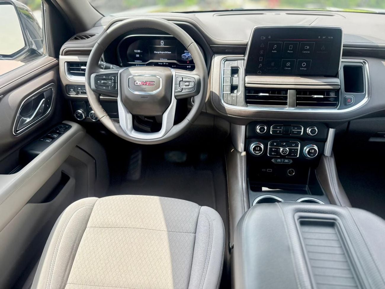 GMC Yukon 5.3 V8 SLE (2WD)