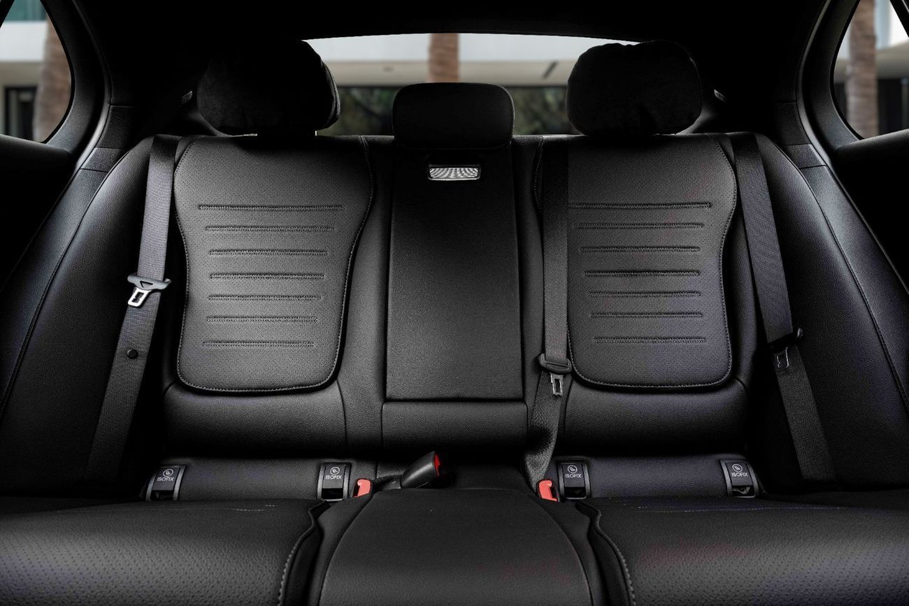 Mercedes-Benz C 200 C 200 | 3,407 P.M  | 0% Downpayment | Excellent Condition!