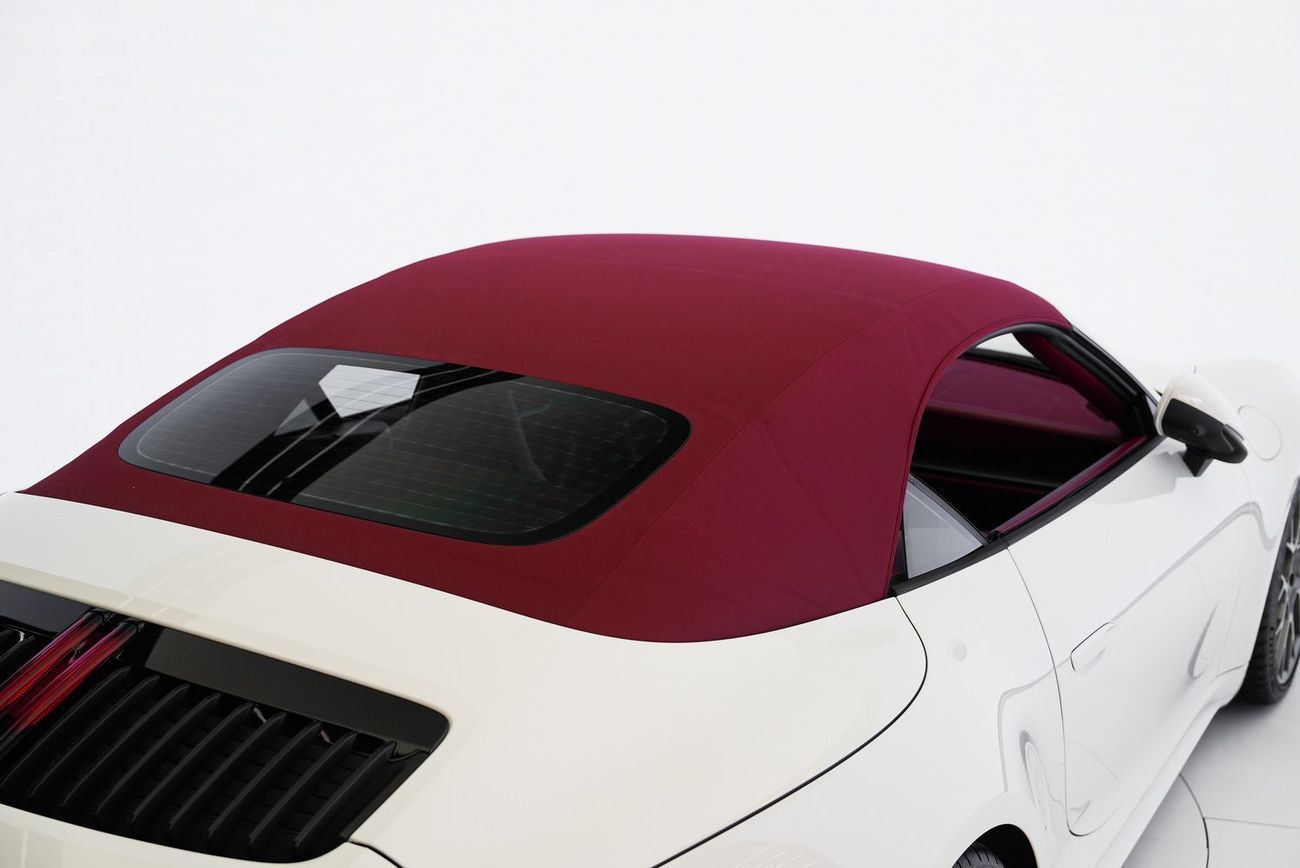 بورش 911 CARRERA S Carrera 4 3.0L (444 HP) Convertible